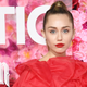 Image for article titled Miley Cyrus Is Tripping